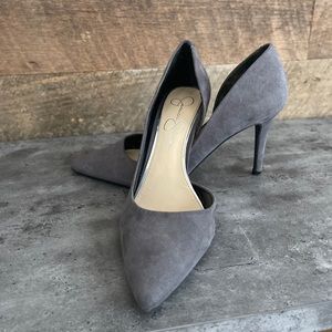 Jessica Simpson Grey Pumps-9